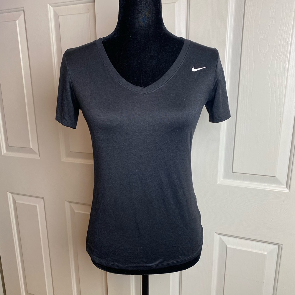 Womens V-neck Tee